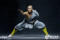 Shaolin Kung Fu kaalulangus Slim alla tana ohtul